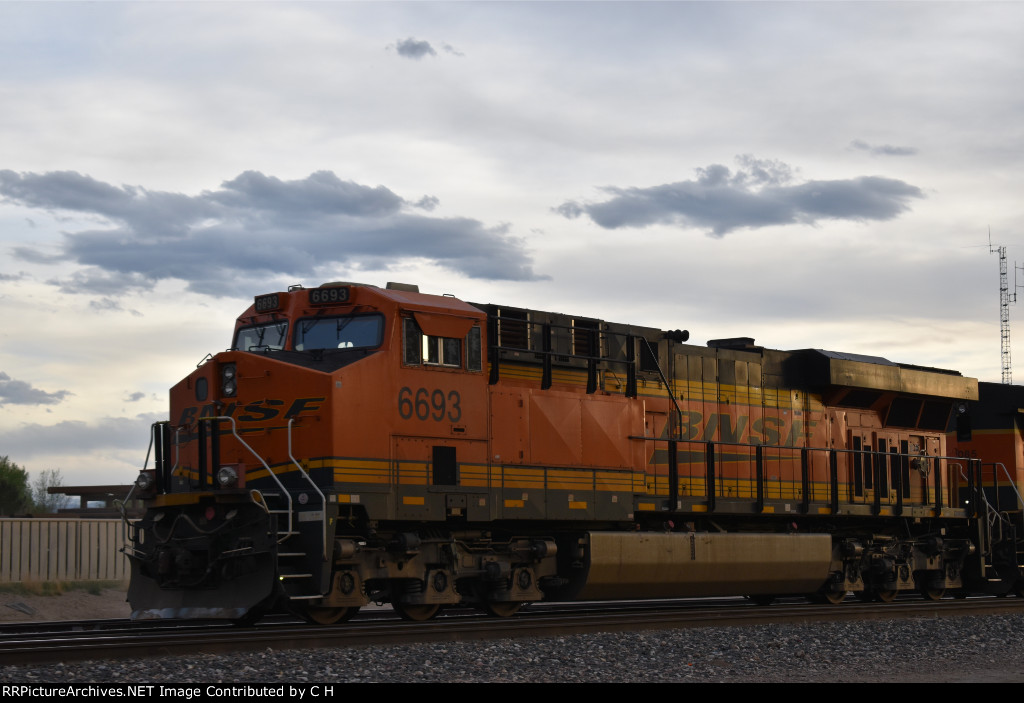 BNSF 6693